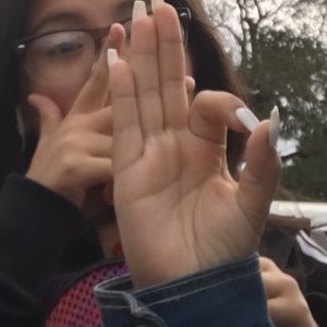 Meet your Posher, Eva